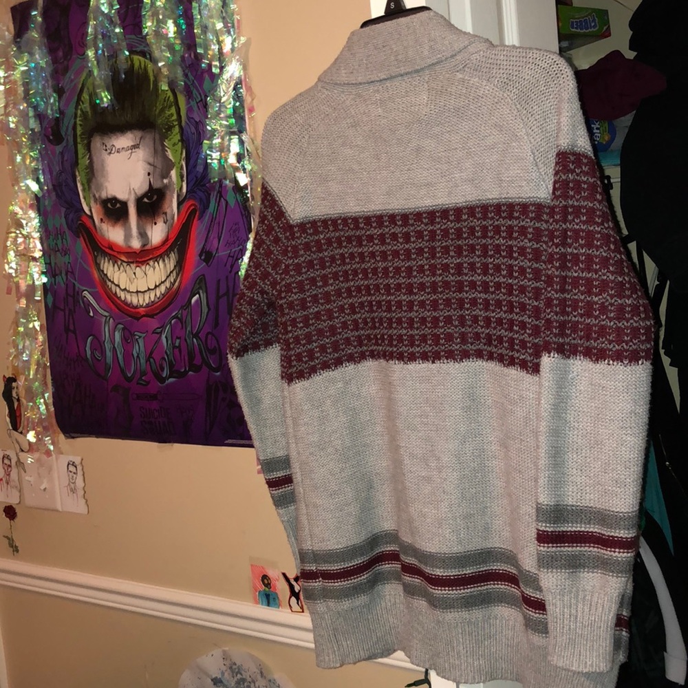 Cardigan - Picture 2 of 2